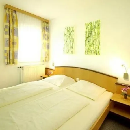 Apartmán Ferienwohnung In Mit Grill, Garten Und Sauna Runding